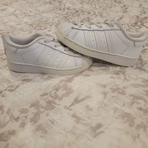 Adidas superstar